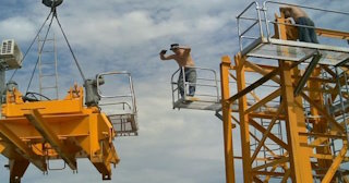 Демонтаж башенного крана в Кирове - услуги по демонтажу от Сварной-Кро от 1551 руб.