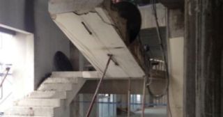 Демонтаж лестницы Киров, цена от 2947 руб.